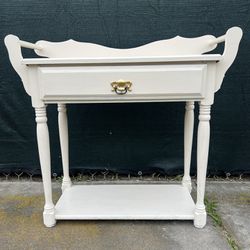 Country Style Off-White Finished Small Console Table