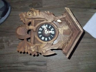 Vintage cuckoo clock black forest 8 day original Germany wood chopper