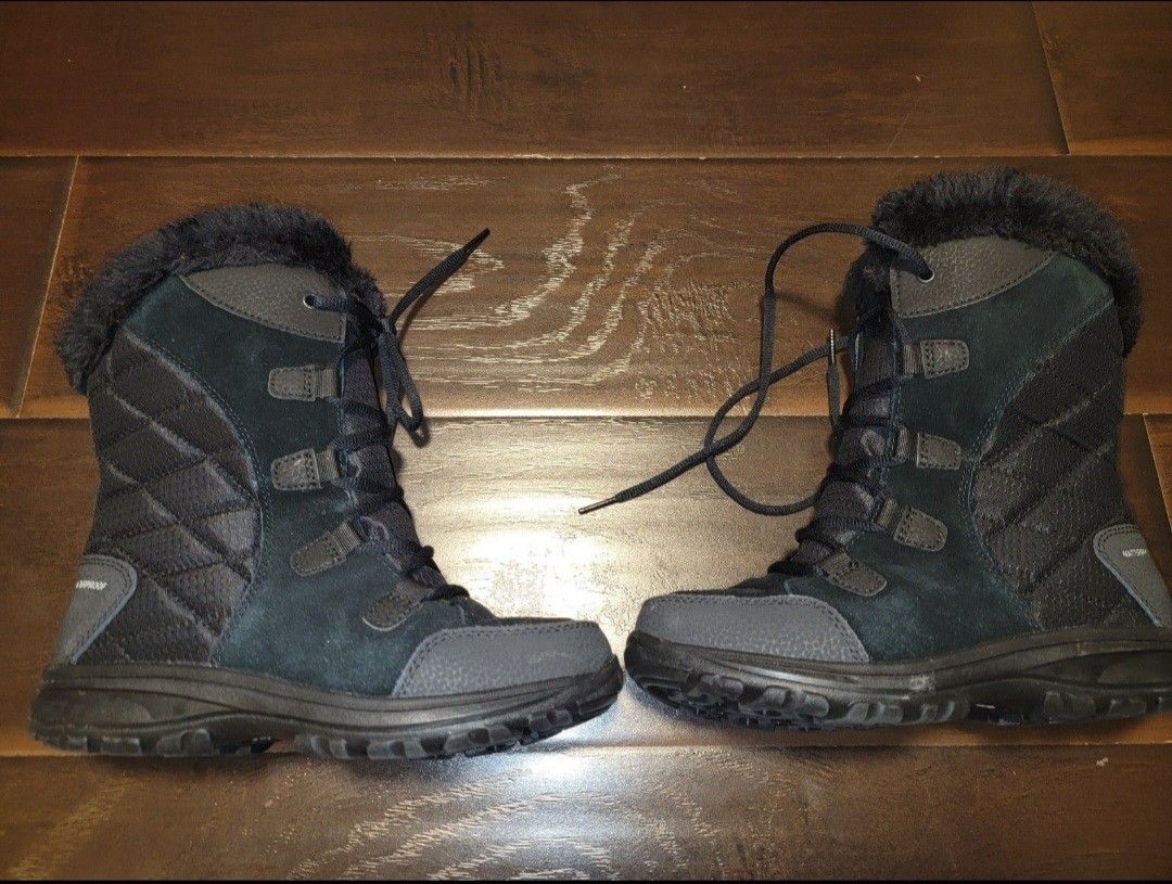 Womens columbia black snow boots waterproof size 5.5  wide shoes