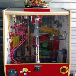 OSCAR'S WILD RIDE COIN OPERATED BUBBLE GUM BALL MACHINE,ARCADE PINBALL VENDING. Working 100% and in excellent condition.