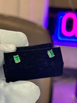 14kt Yellow Gold .90 CT Colombian Emerald Studs
