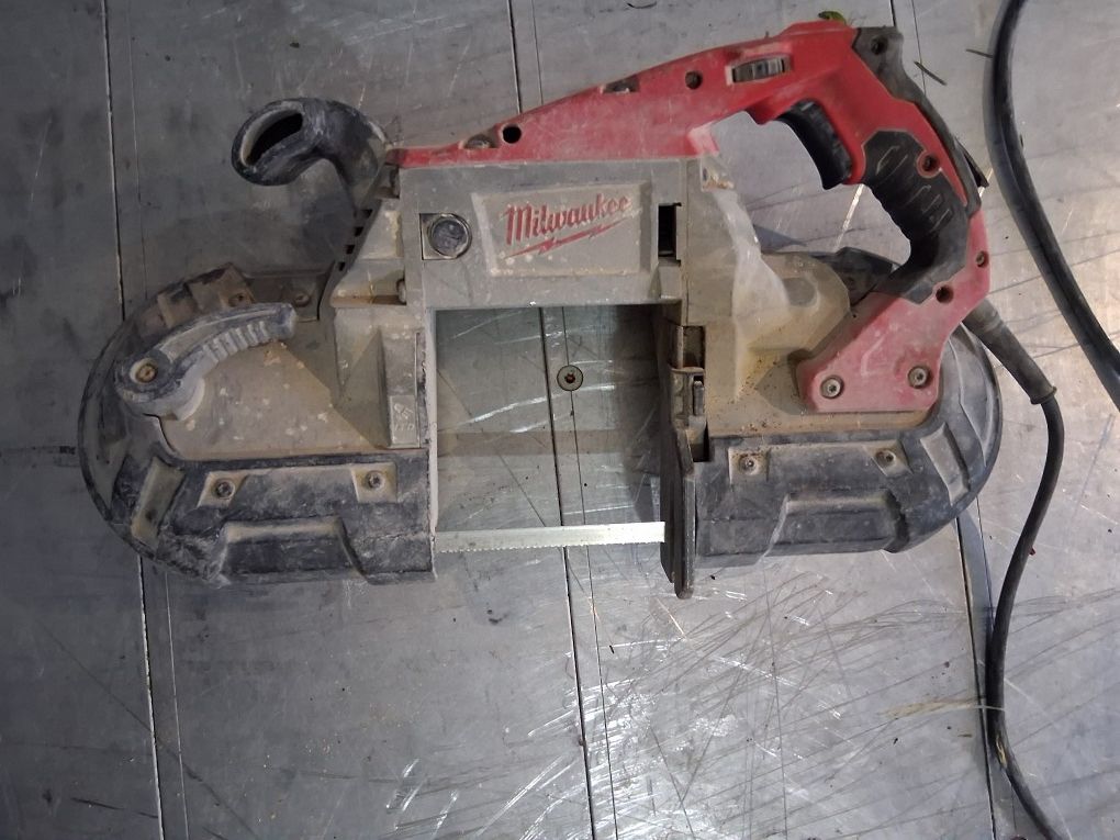 Milwaukee Band Saw