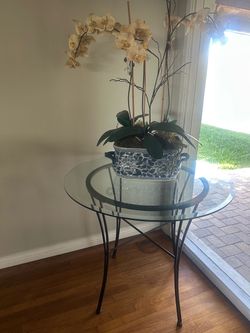 Round Glass Table
