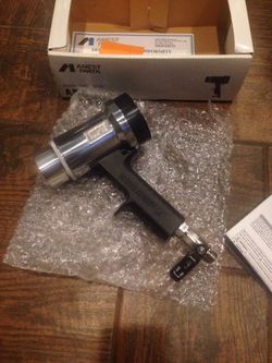 Anest Iwata ADG-1BV Aqua Dry Gun With Valve
