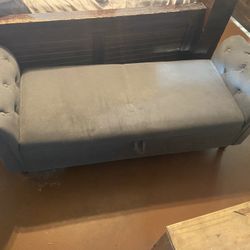 Cushioned Bench W/storage