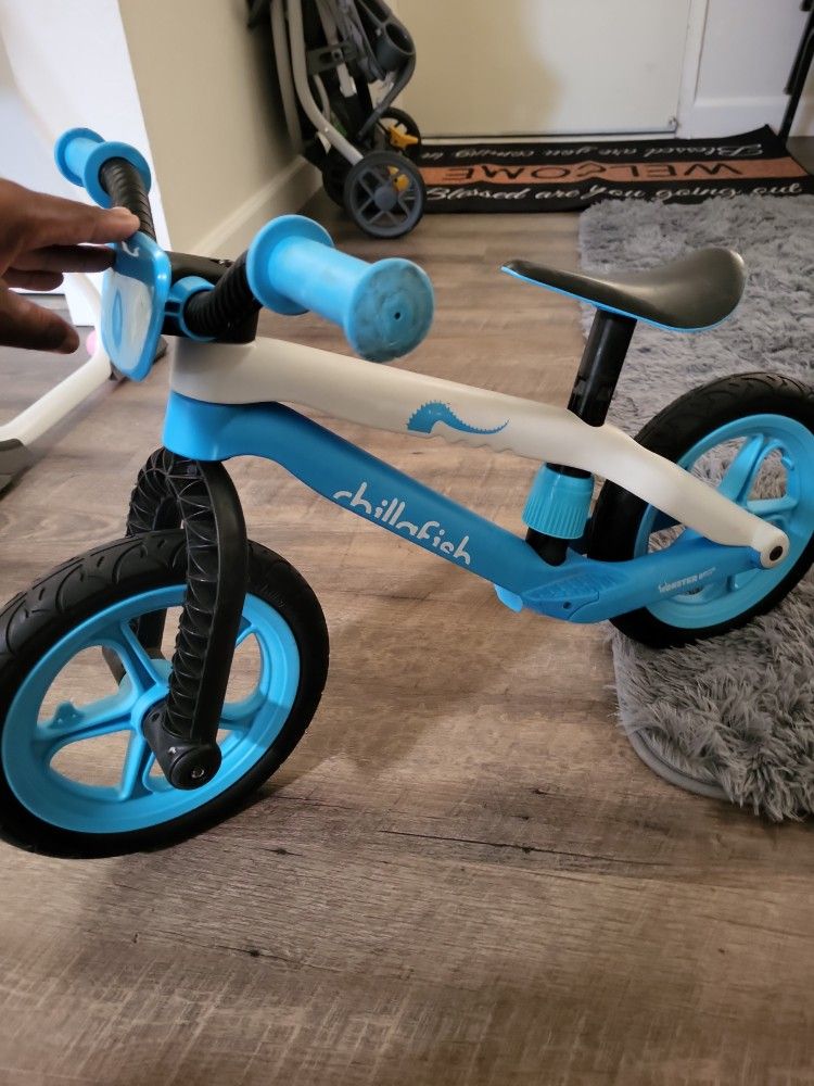 Kids Bike ( No Training Wheels)