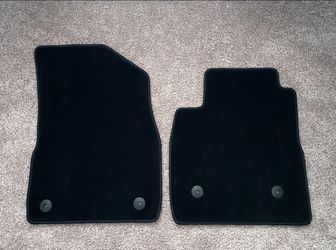 NEW Never Used Black Auto Rugs for a Buick Encore GX