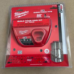 Milwaukee OEM charger M12