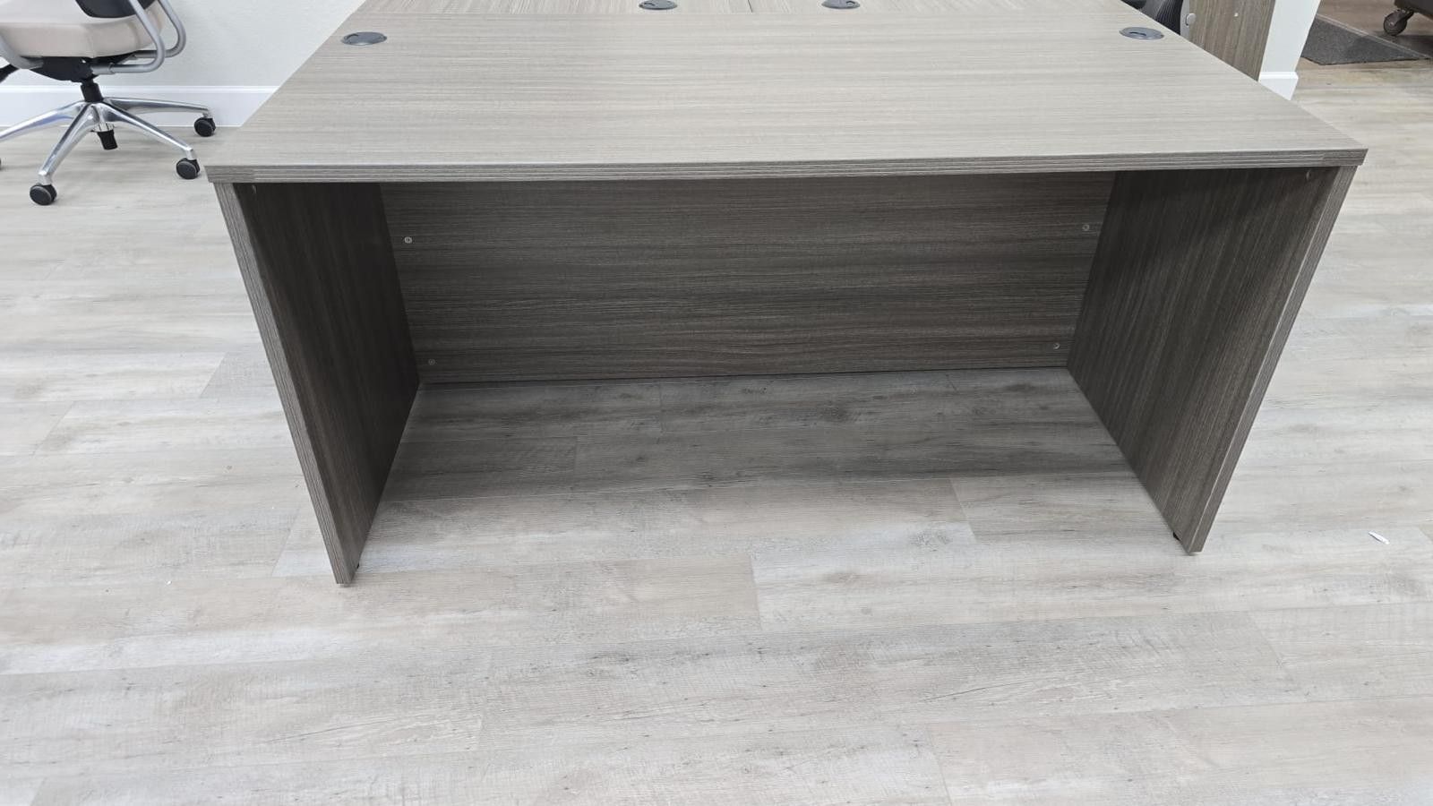 Executive Samoa Gray Office Desk, New In Excellent Condition Check Description