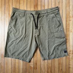 VTG Y2K Oakley Khaki Cargo Shorts Men’s Sz. 38