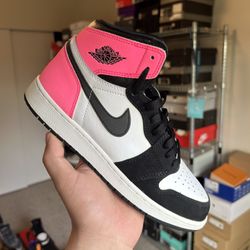 Jordan 1 Valentines 2017 Size 7y/8.5W