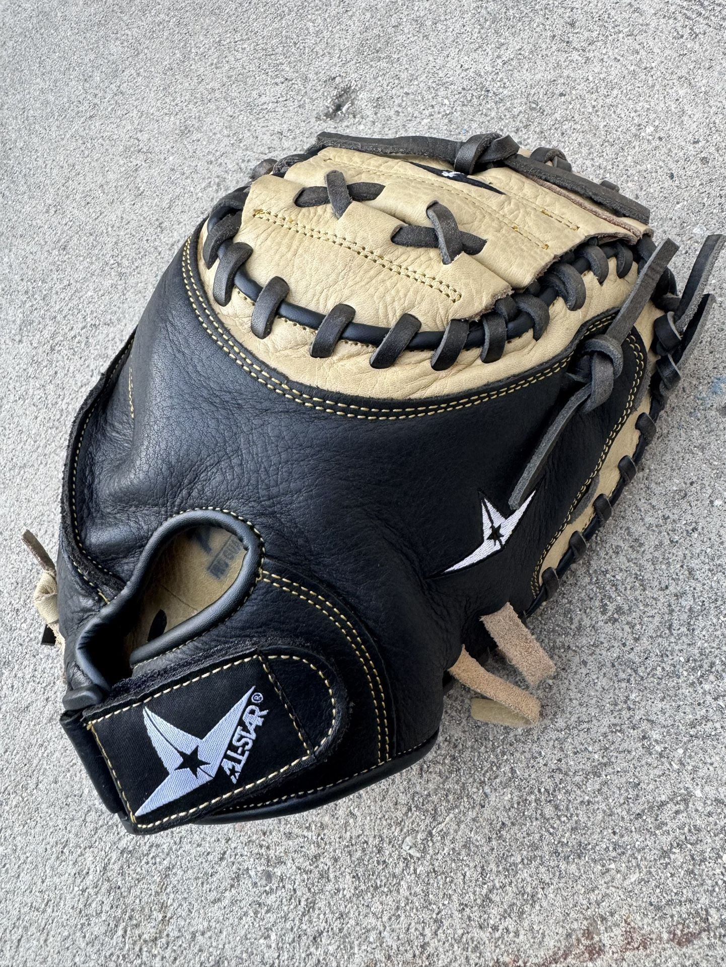 All Star Youth Catcher Glove In Excellent Condition Have More Equipment Available