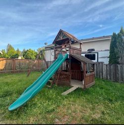 Outdoor play s structure,  try durable in great condition