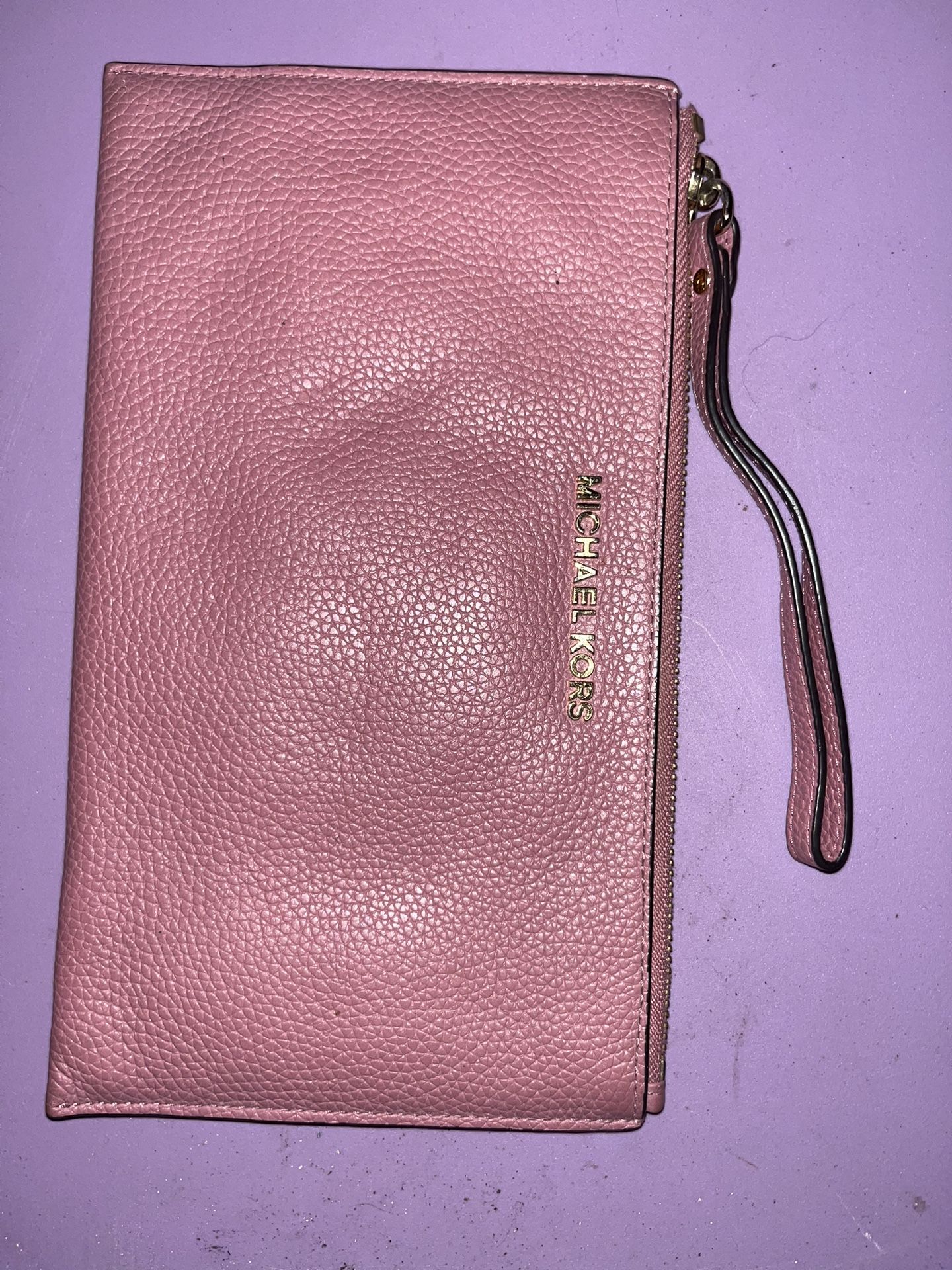Like New Authentic Large Mk Michael Kors Wristlet