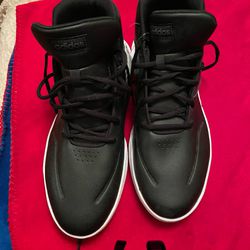 New Adidas Men’s Basketball High top Shoes 12