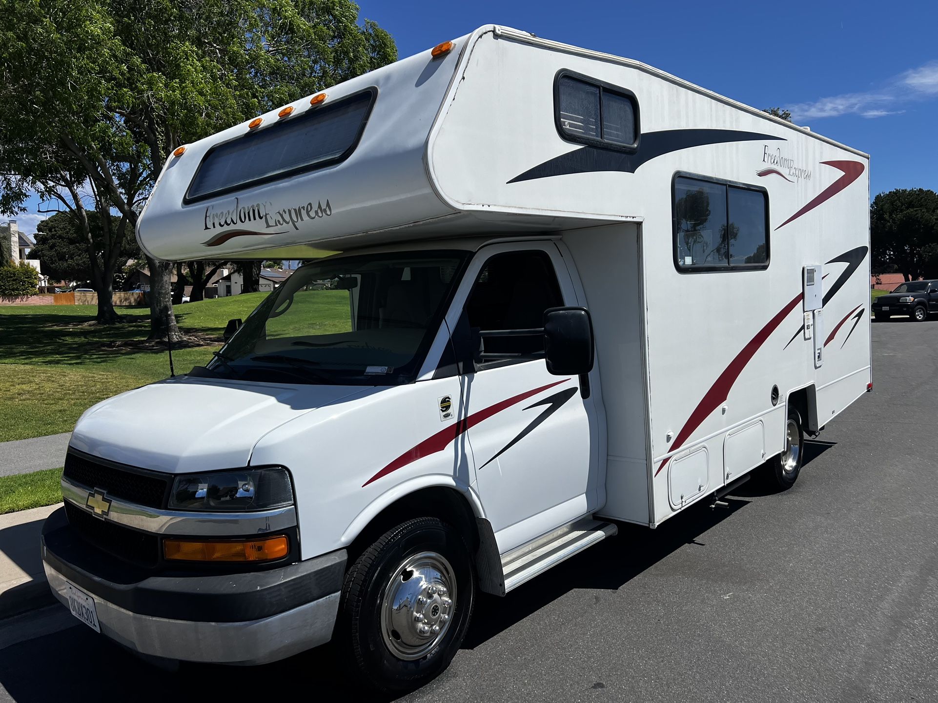 Coachmean Rv 2008 2008 Coachmen Freedom express for Sale in Chula Vista, CA - OfferUp