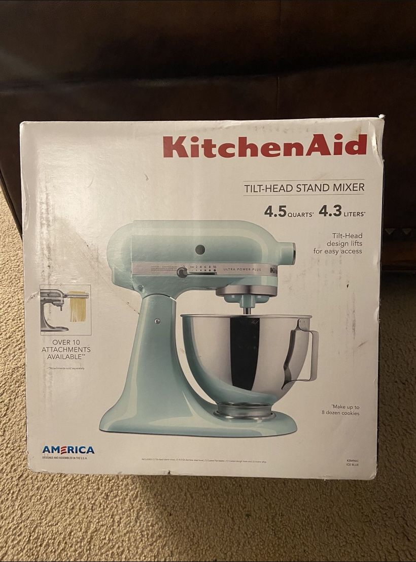 New Kitchen Aid Deluxe Mixer