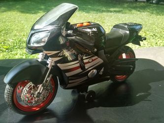 Kawasaki Ninja wheelie Poppin Lightup musical motorcycle