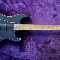 Charvel/Jackson 1988 Guitar w/ Gotoh Vintage Tremolo and Custom Hardshell Case, Great Condition