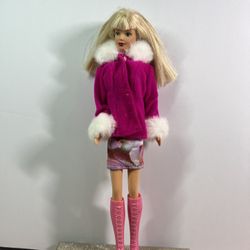 1998 Barbie wearing a Vintage Pink Coat From Fashion Avenue Boutique 