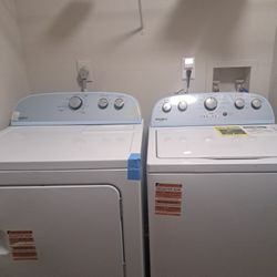 Selling Washer And Dryer 