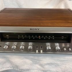 Vintage Beauty Sony 7055 