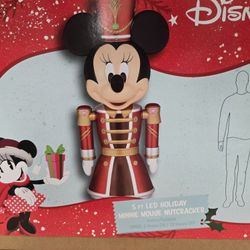 Minnie NUTCRACKER 