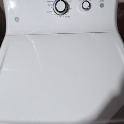 GE Electric Dryer – Model GTX33EASKWW – Works Perfect – Clean