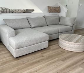 Sofa sectional brand new
