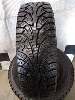 205/75r15 Hankook Winter I-Pike studded snow tires