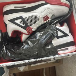 Jordan Retro 4 Fire Red 