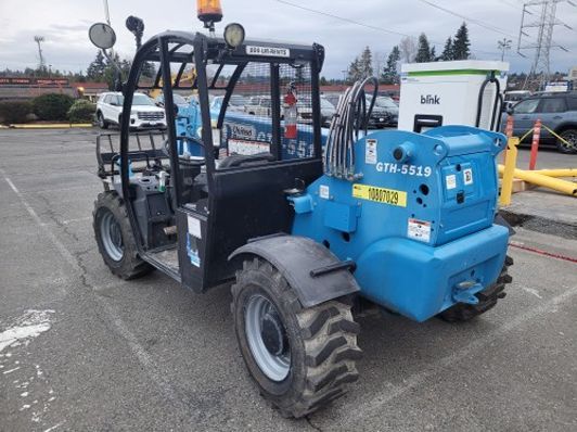Genie GTH-5519 (Telehandler/ Reach Forklift)