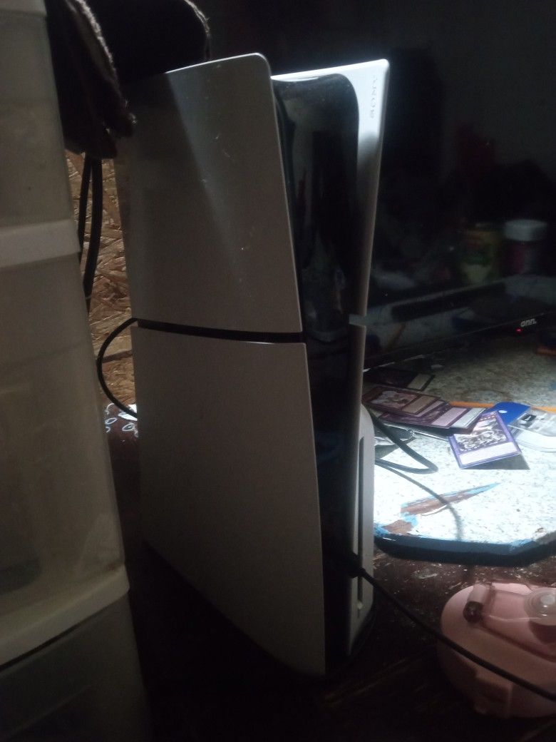 PS5 Slim Barely Used