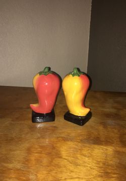 Chili pepper salt and pepper shakers