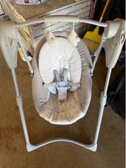 Graco baby swing