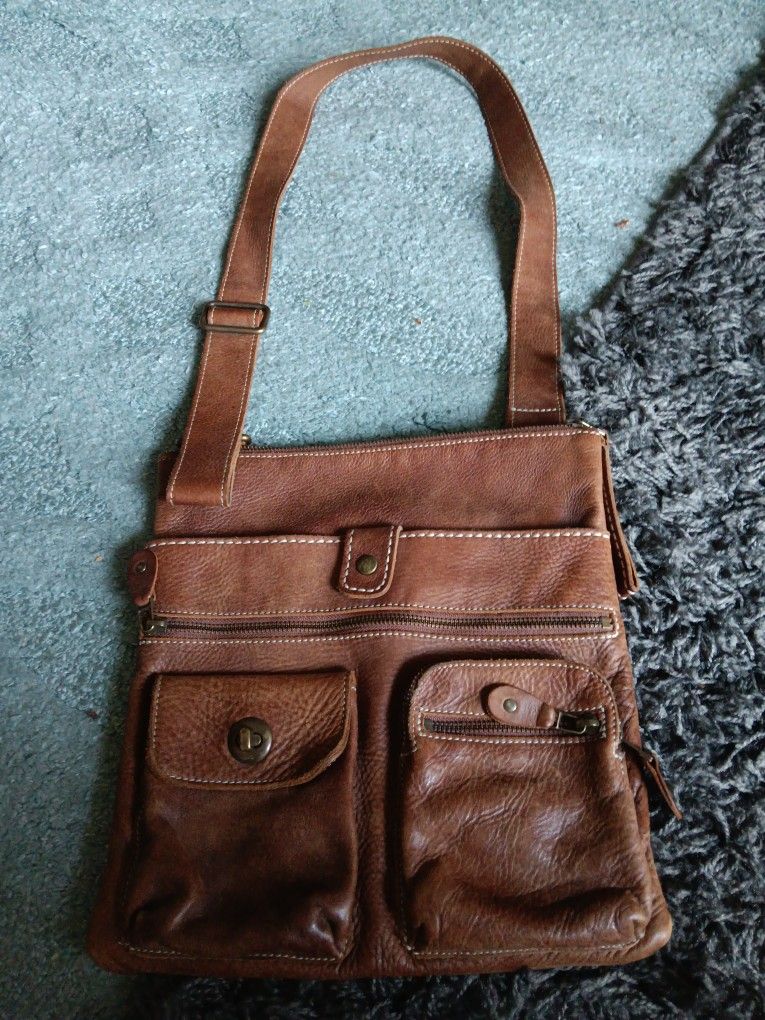 Roots Tribe Leather Messenger Crossbody Bag $20.