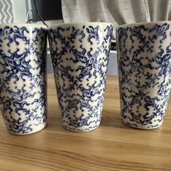 Cafe De COLLECTIBLE Cafe De Martin Stoneware cups