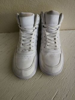 Size 4 kids high Adidas