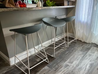 6 Bar Stools - Design Within Reach