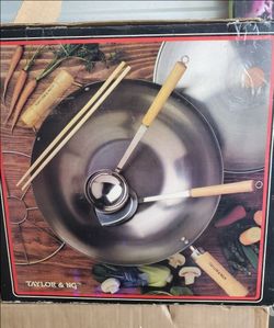 Taylor & NG 14" Carbon Steel Wok Set