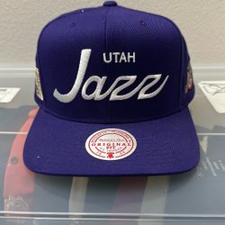 Mitchell And Ness Authentic Vintage Retro SnapBack Hat - NBA Basketball Utah Jazz Sport Script New Era 47 Brand Nike Sport