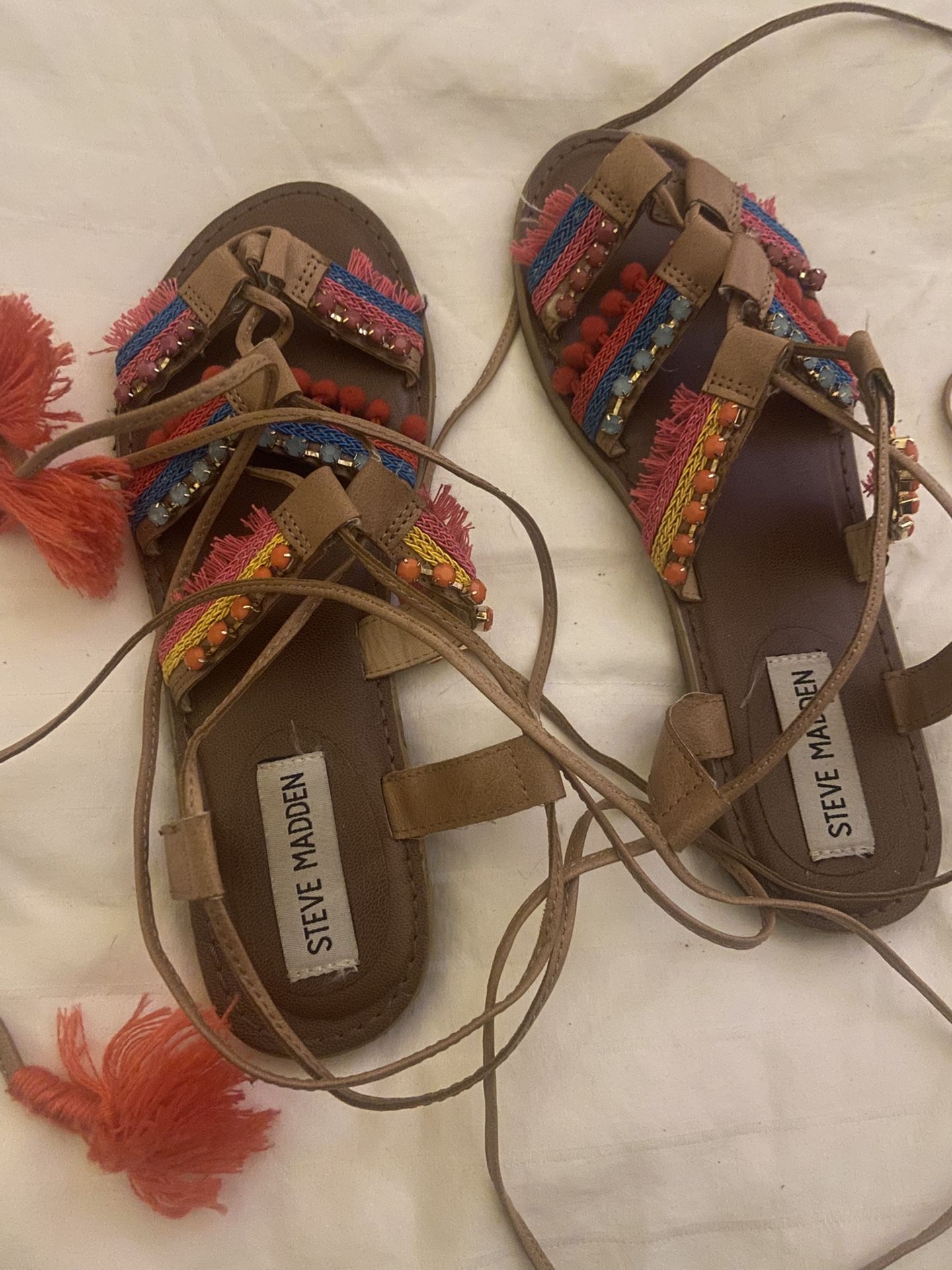 Steve Madden Tie Up Sandals 