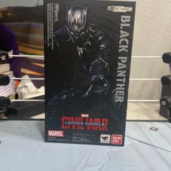 S.H.Figuarts Black Panther Captain America Civil War