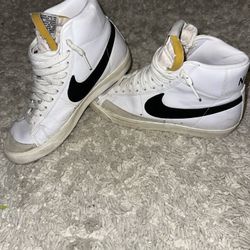 Nike blazers mid 77