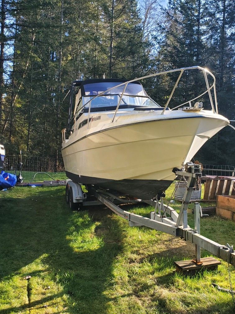 1980 Bayliner Saratoga