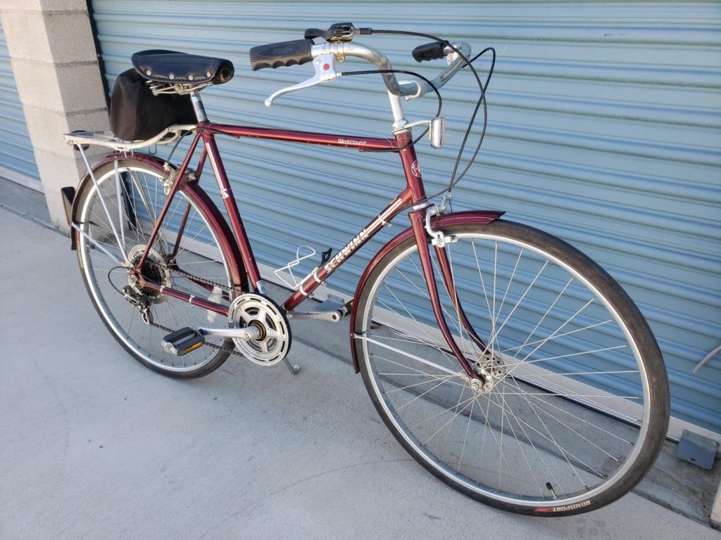 SCHWINN HYBRID BIKE 7 SPEEDS TIRE 700C