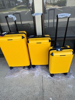 3pcs. Lightweight luggage set New