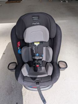 Nuna Revv rotating convertible car seat