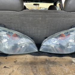 2003 Nissan Altima Headlights & Tail Lights