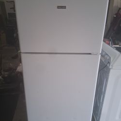 Hotpoint Fridge